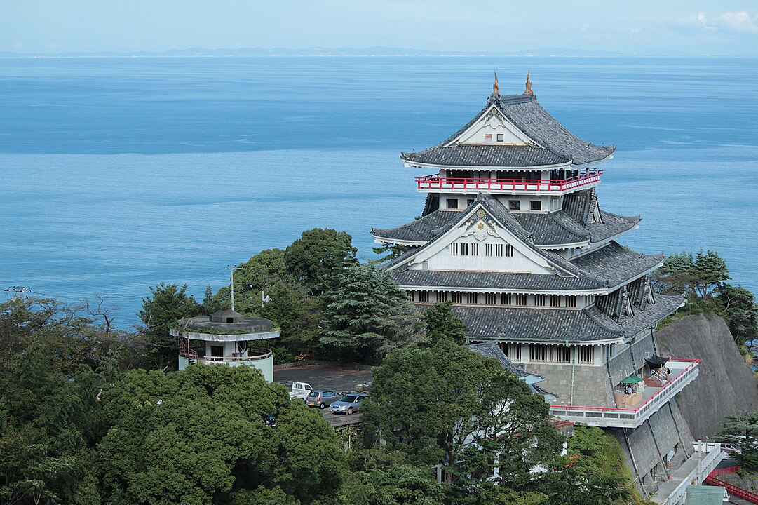 D5_Atami Castle_image credit Batholith